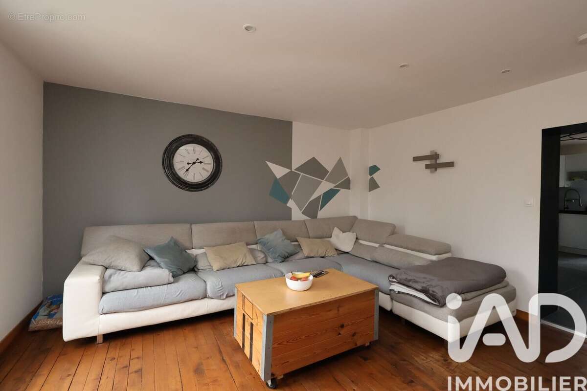 Photo 3 - Maison à SAINT-YORRE