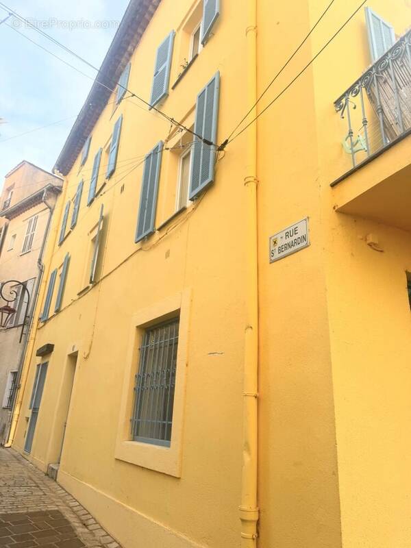 Appartement à VILLENEUVE-LOUBET