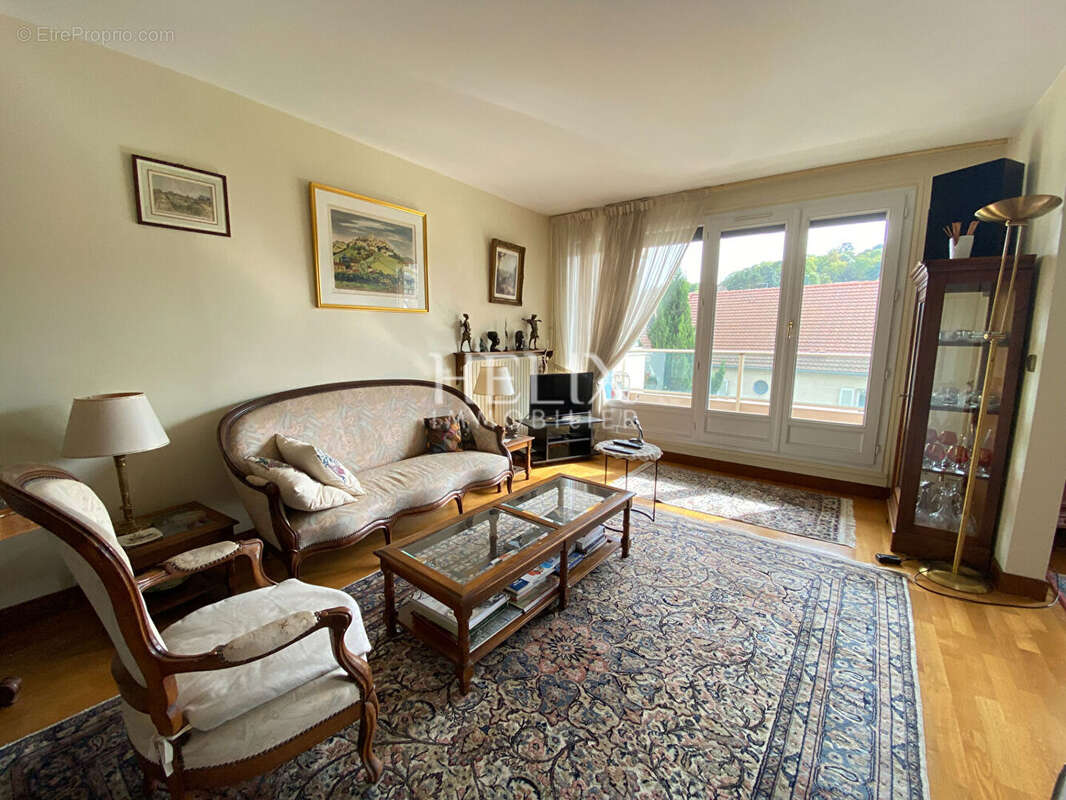 Appartement à LE PECQ