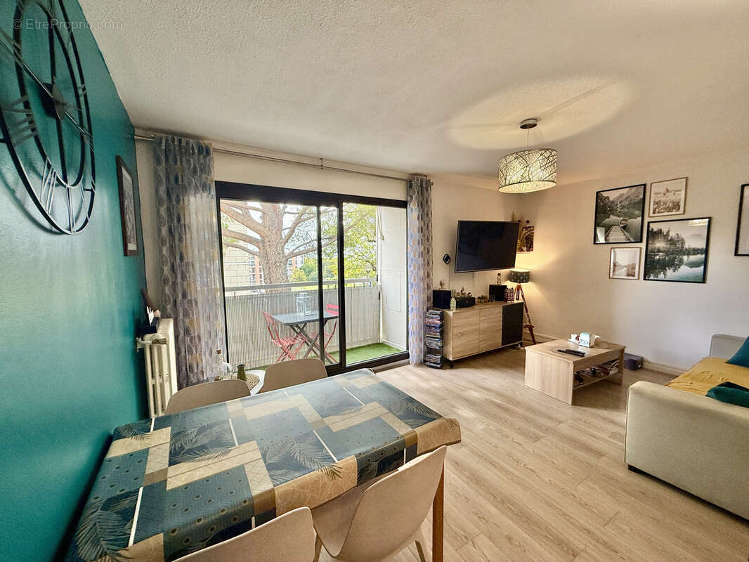 Appartement à MARSEILLE-13E