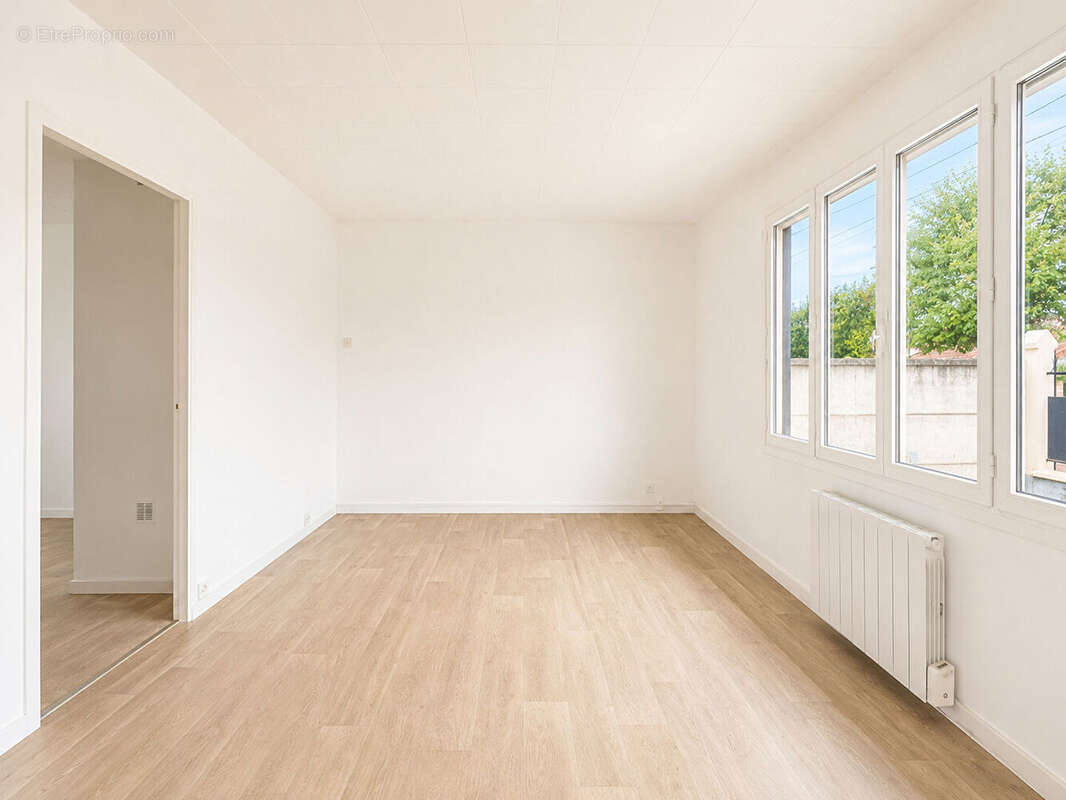 Maison à MONTGERON