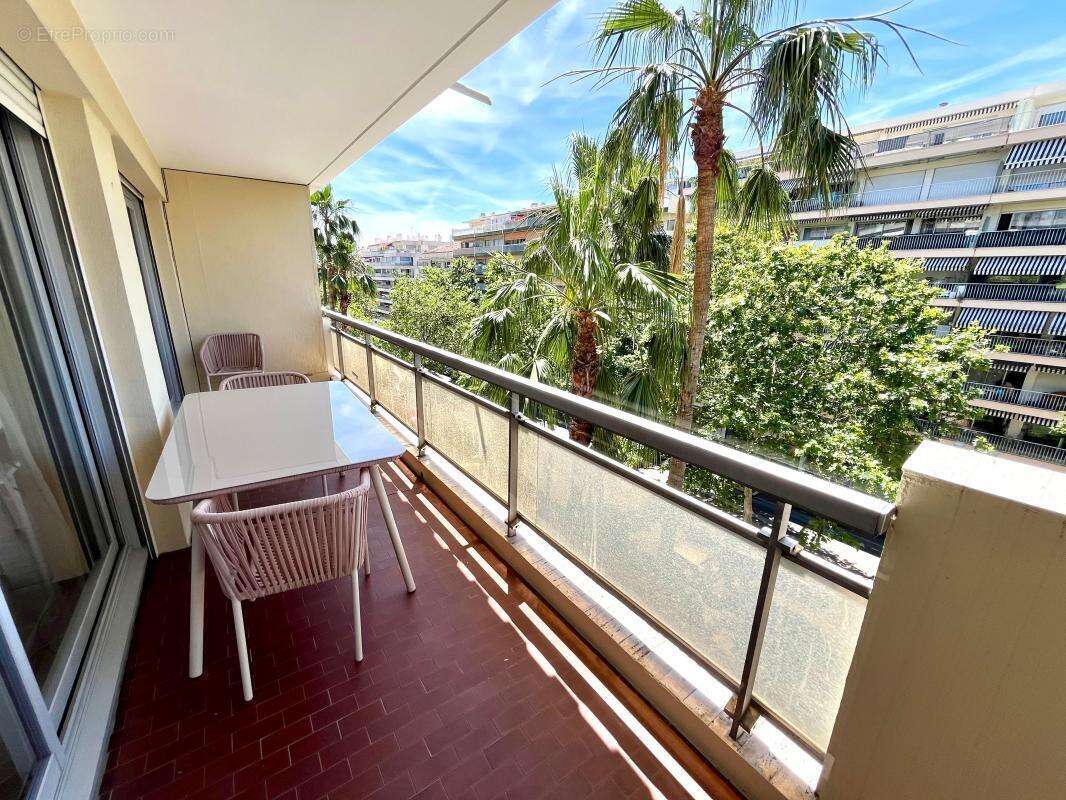 Appartement à CANNES