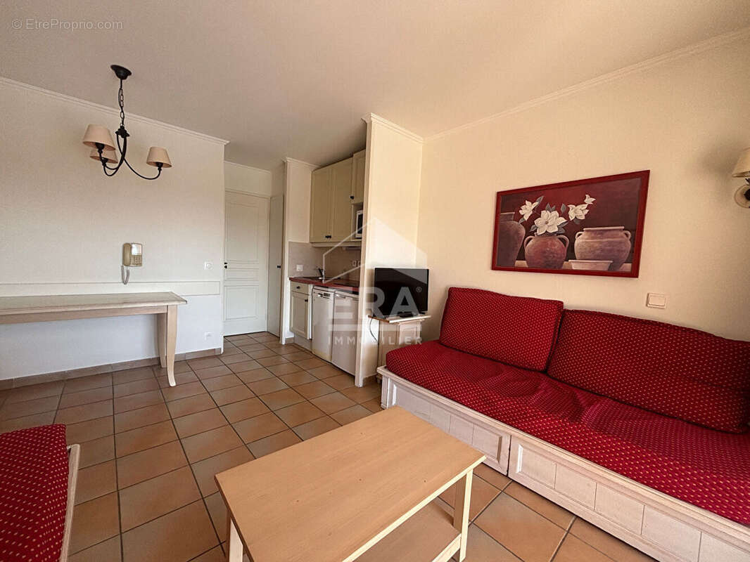 Appartement Golf de Pont Royal : 2 pièce(s) Vue LAC- Idéal Primo Accédant/investisseur - photo 3