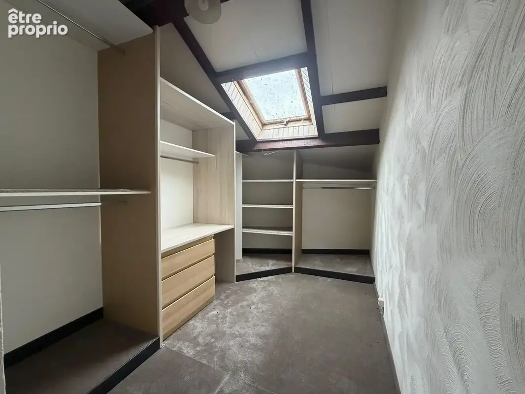 Très bel ensemble immobilier avec potentiel locatif, sur 12 ha - photo 17