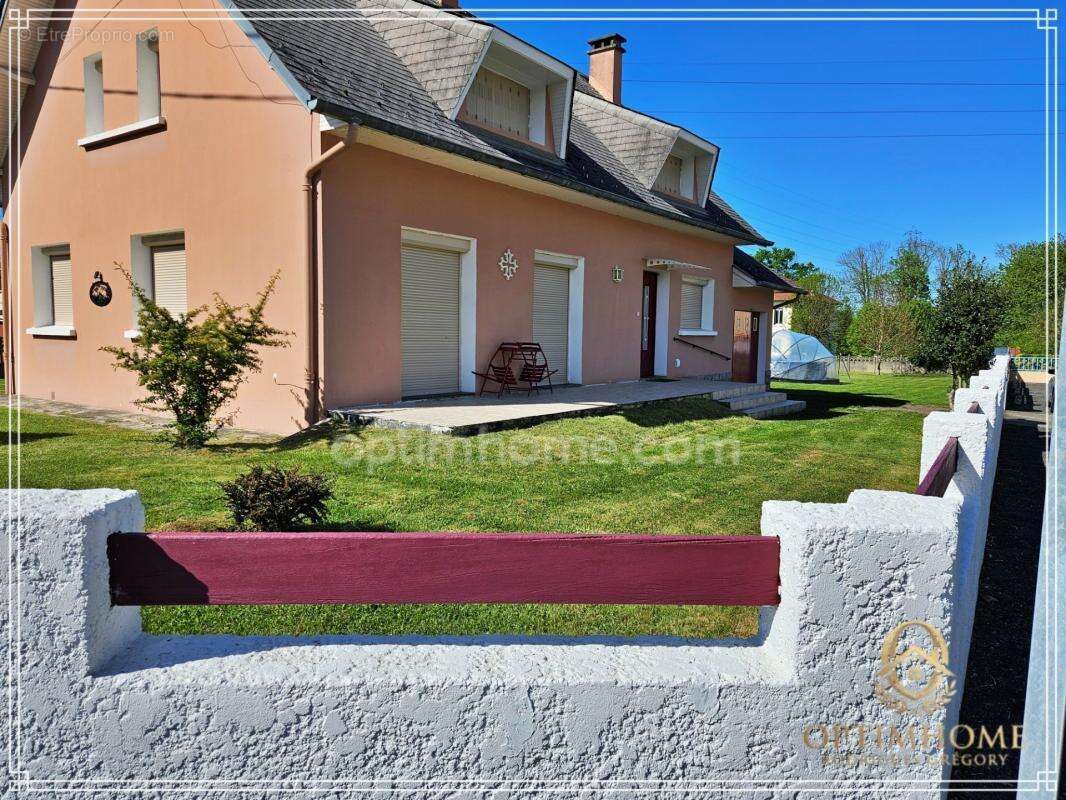 Une maison familiale où chaque espace raconte une histoire - A vendre 6 pièces LANNEMEZAN (65) - photo 16