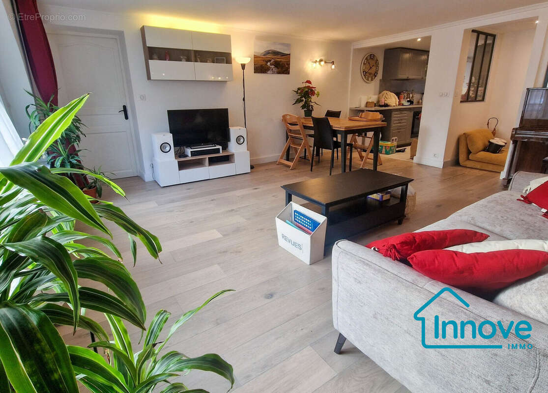 Appartement à VERSAILLES