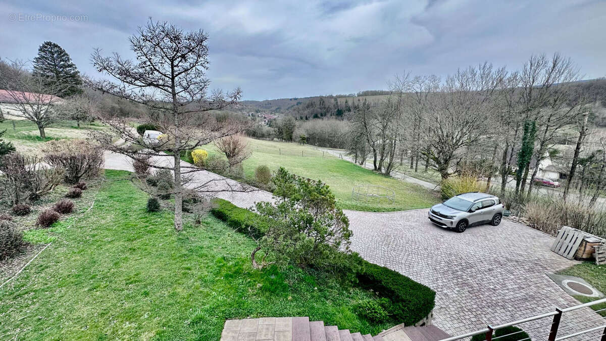 Maison à VILLARS-SOUS-ECOT