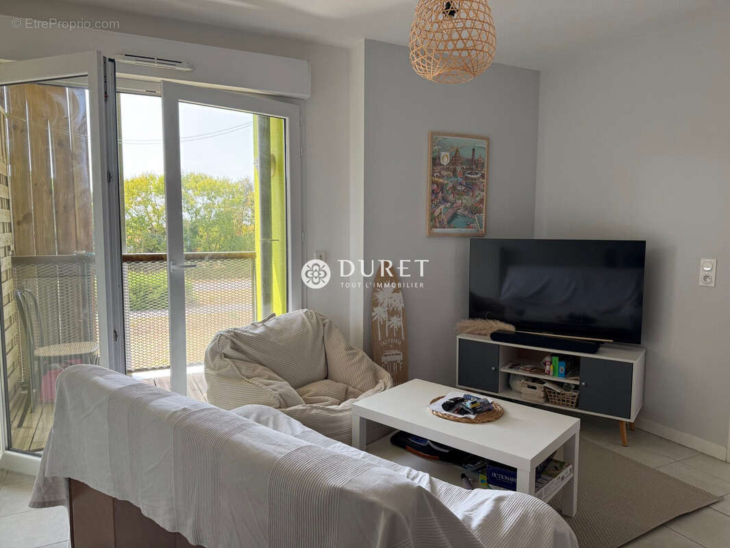 Appartement 40 m² à Saint-Gilles-Croix-De-Vie  - photo 3