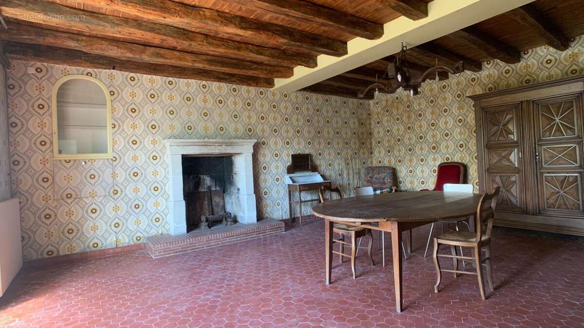 Maison à THURE