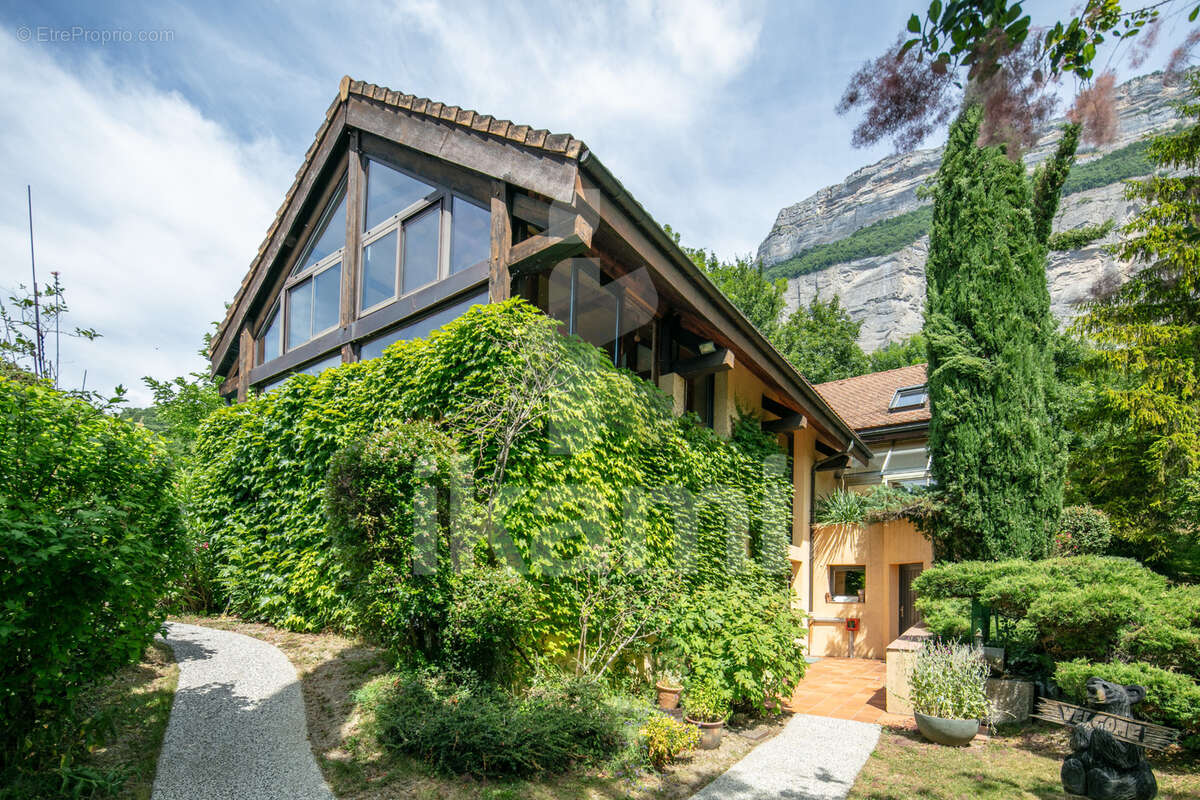 Corenc maison de 250 m2 avec vue panoramique - photo 19