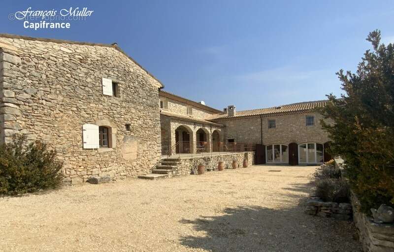 Maison à BANON