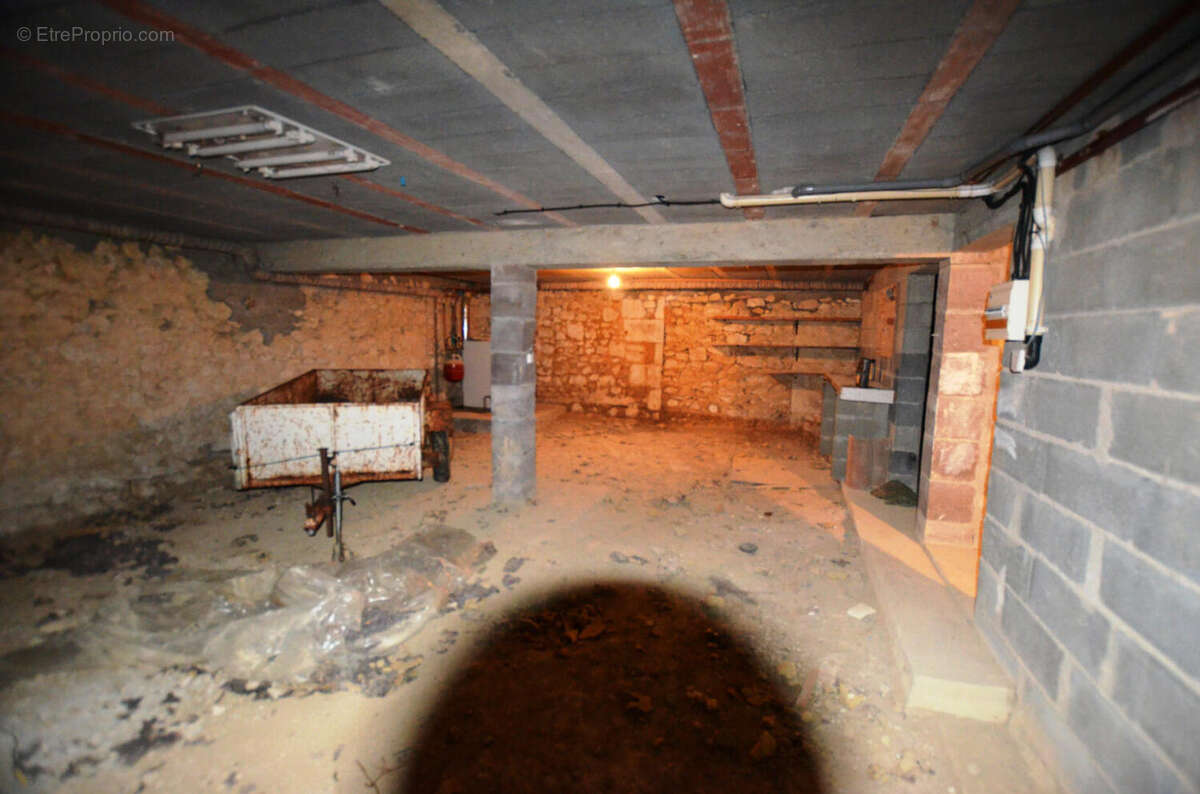 15 - Garage 1