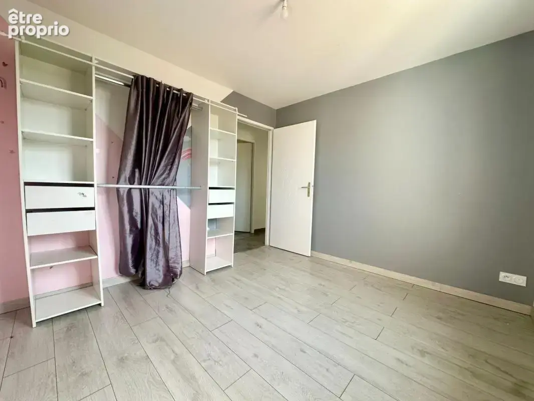 Maison de plain-pied récente – 104 m² – 3 chambres + bureau - photo 11