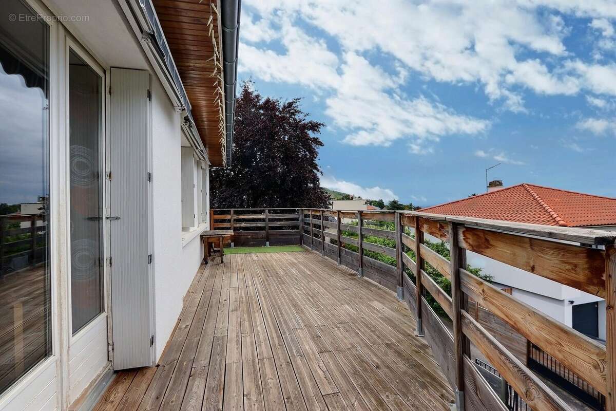Maison à CLERMONT-FERRAND