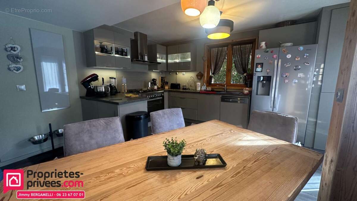 Maison à LES HOUCHES