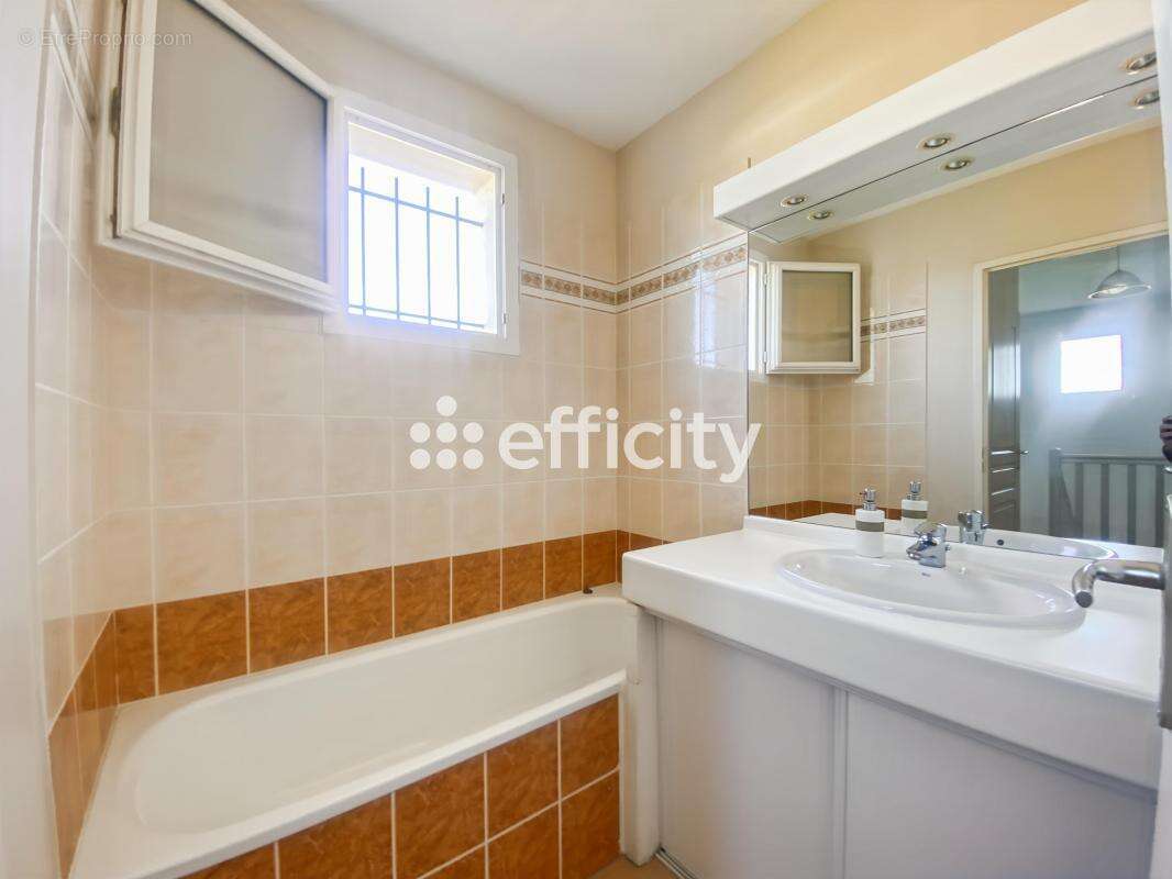 Maison à MARSEILLE-13E