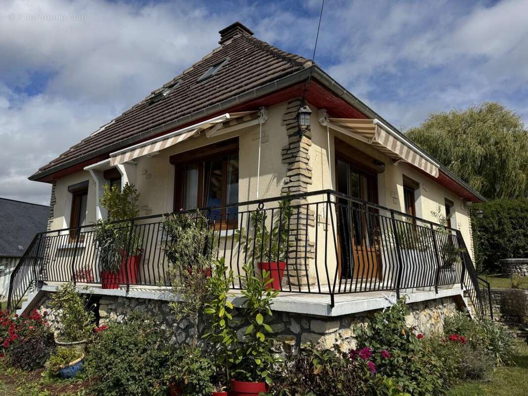 Maison à PONT-L'EVEQUE