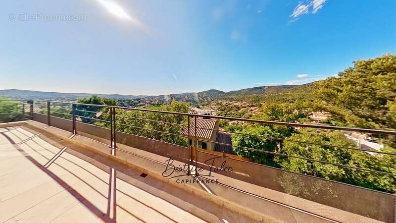 Maison à LE LAVANDOU