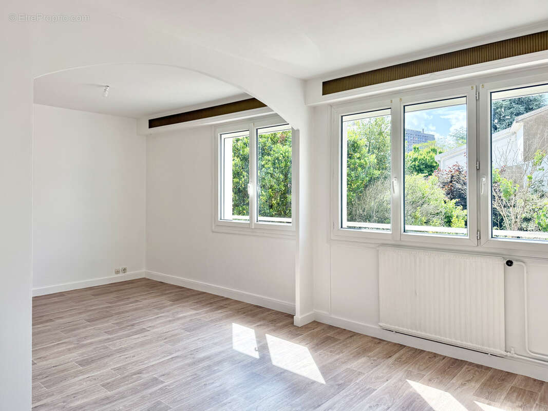Appartement à REZE