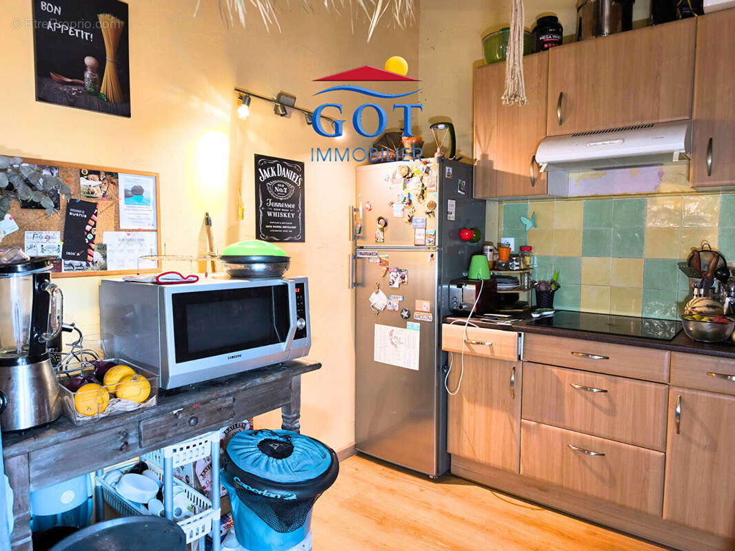 Appartement à SAINT-LAURENT-DE-LA-SALANQUE