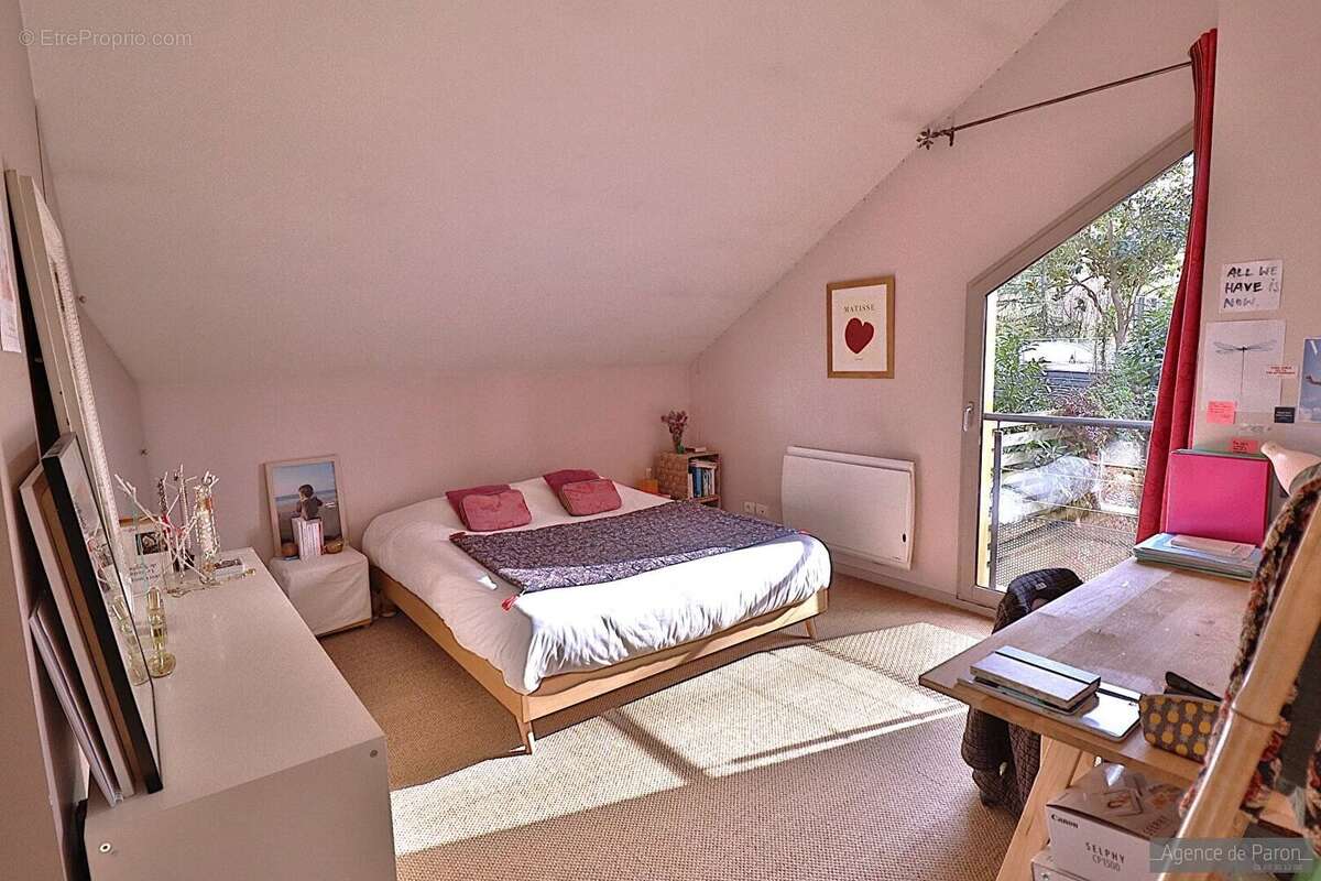 Maison à VERRIERES-LE-BUISSON