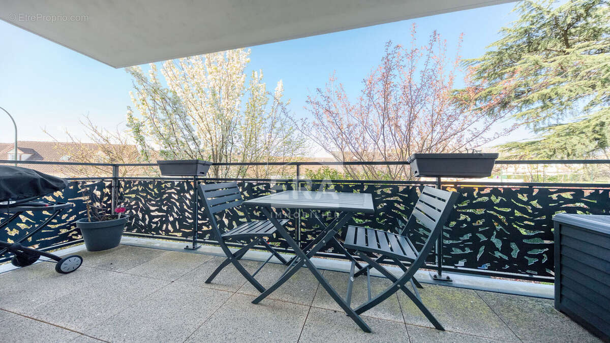 Appartement à PONTAULT-COMBAULT