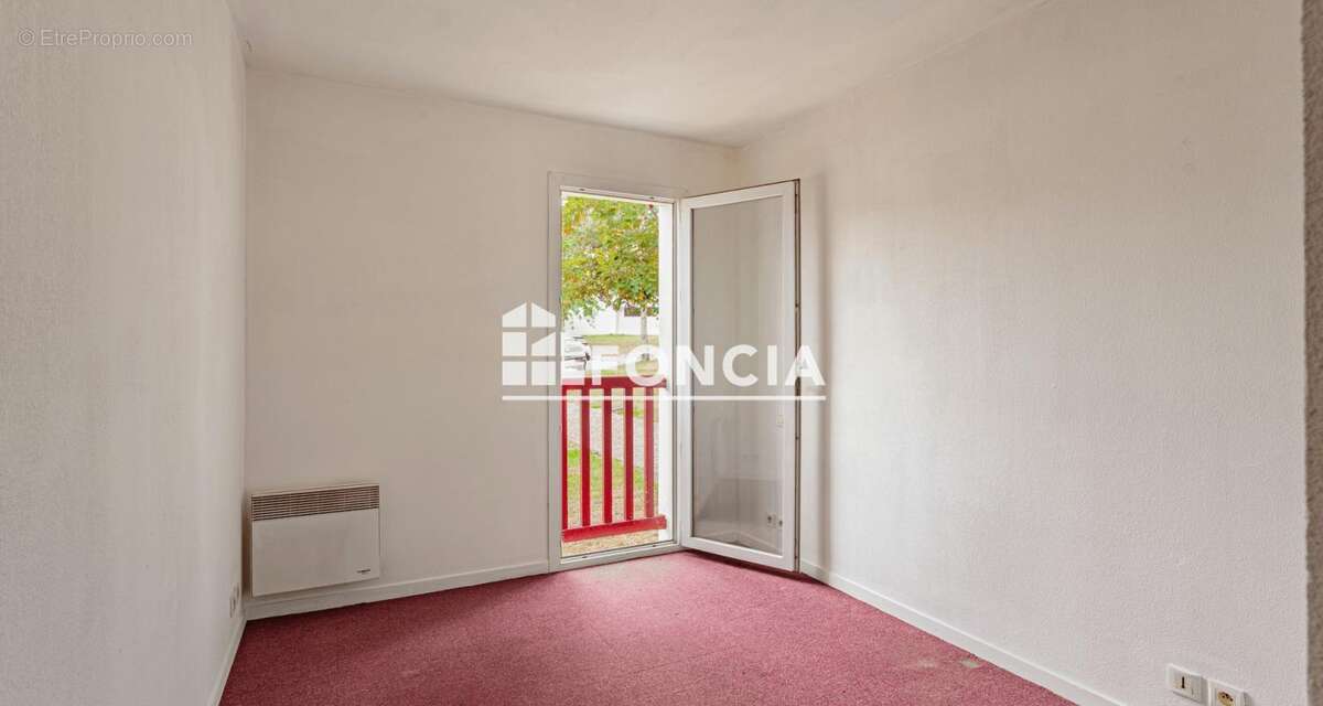 Briscous T3 de 64m2 avec terrasse, parking et cave - photo 8