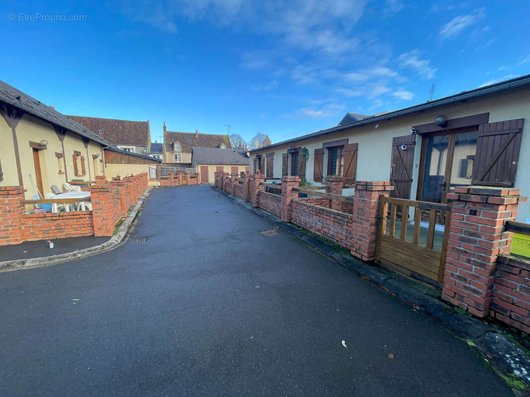 Appartement à SAINT-PIERRE-SUR-DIVES