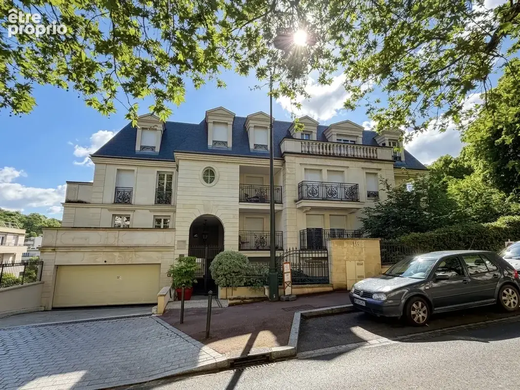 Photo Appartement à Le Plessis-Robinson au prix de 499 000€