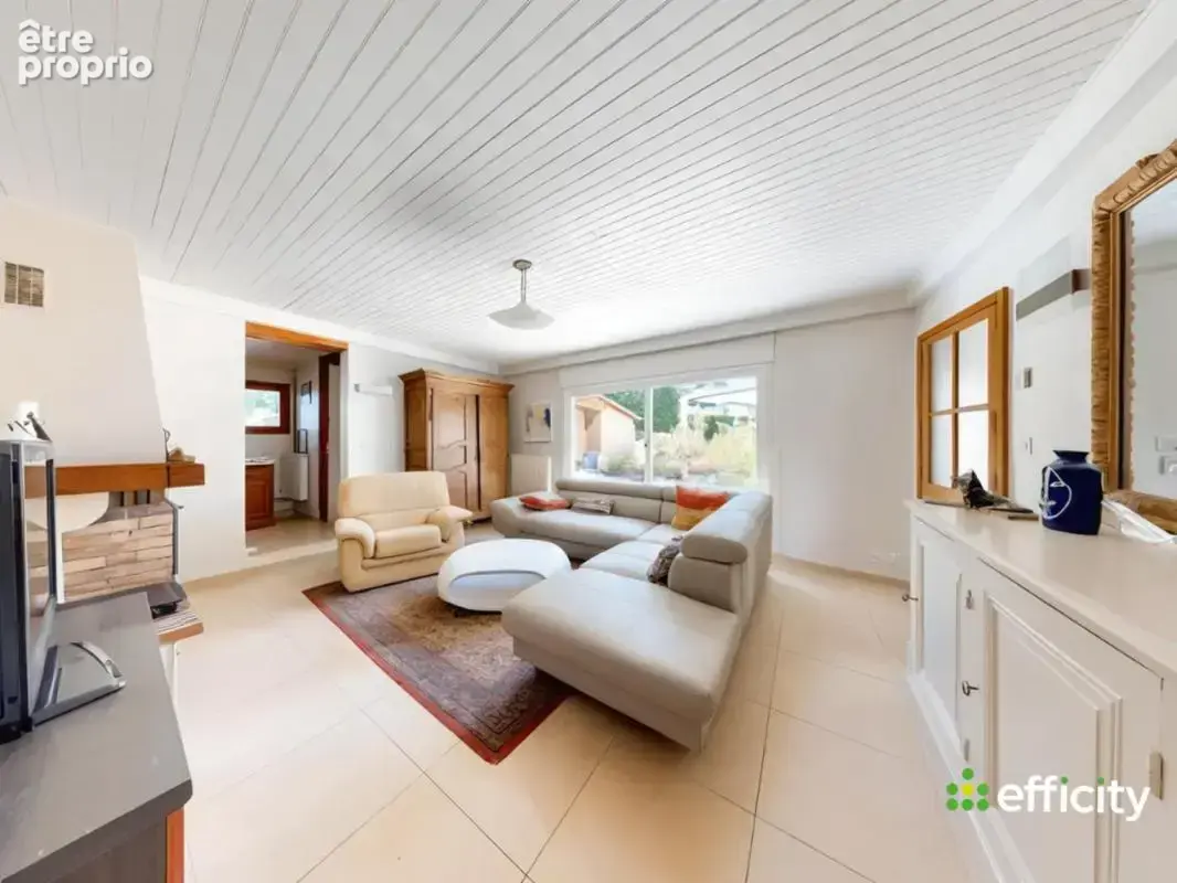 Maison 210 m² à Saint-Didier-Sur-Chalaronne  - photo 2