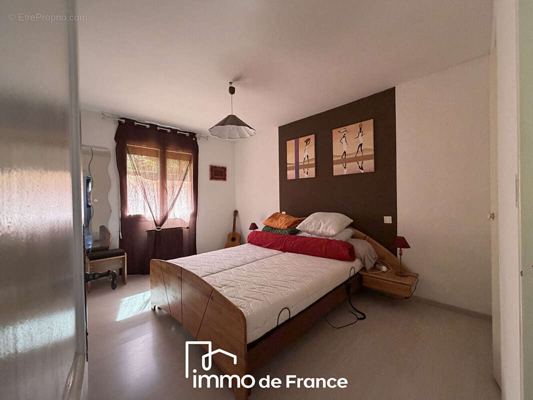 Maison à LE MONASTERE