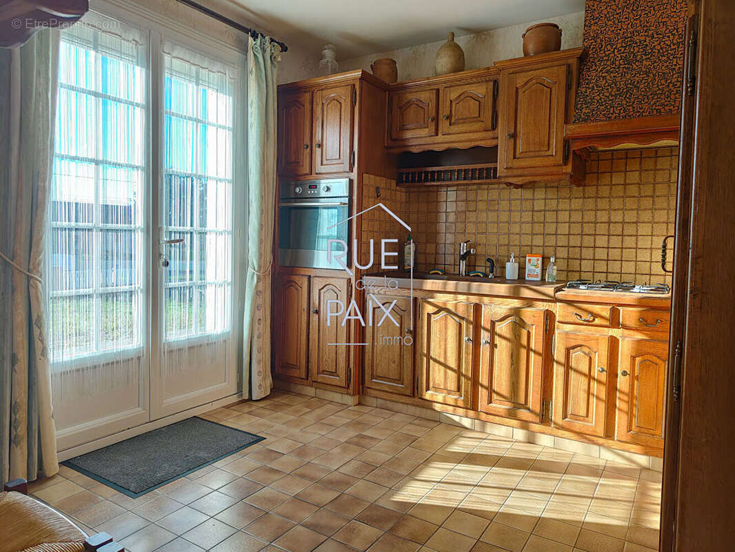 Maison à CHATELLERAULT