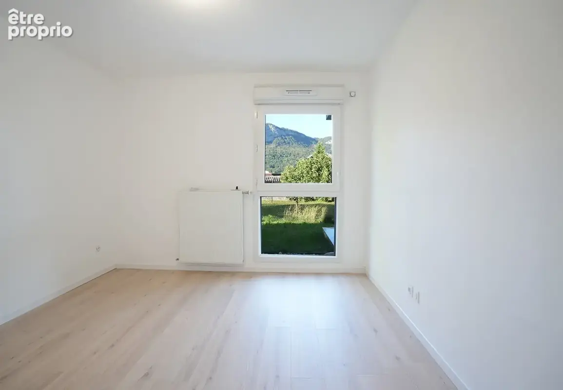 À vendre – T2 en rez-de-jardin avec terrasse et jardin à Saint-Pierre-en-Faucigny (74) - photo 8