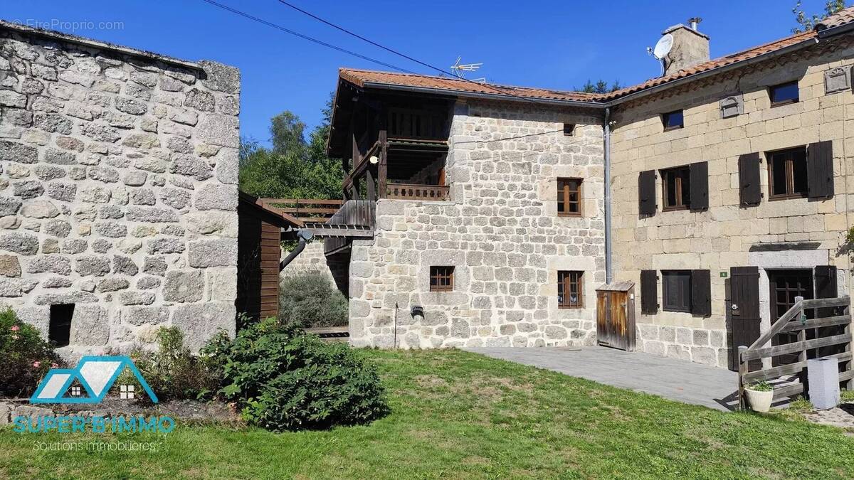 Maison à SAUGUES