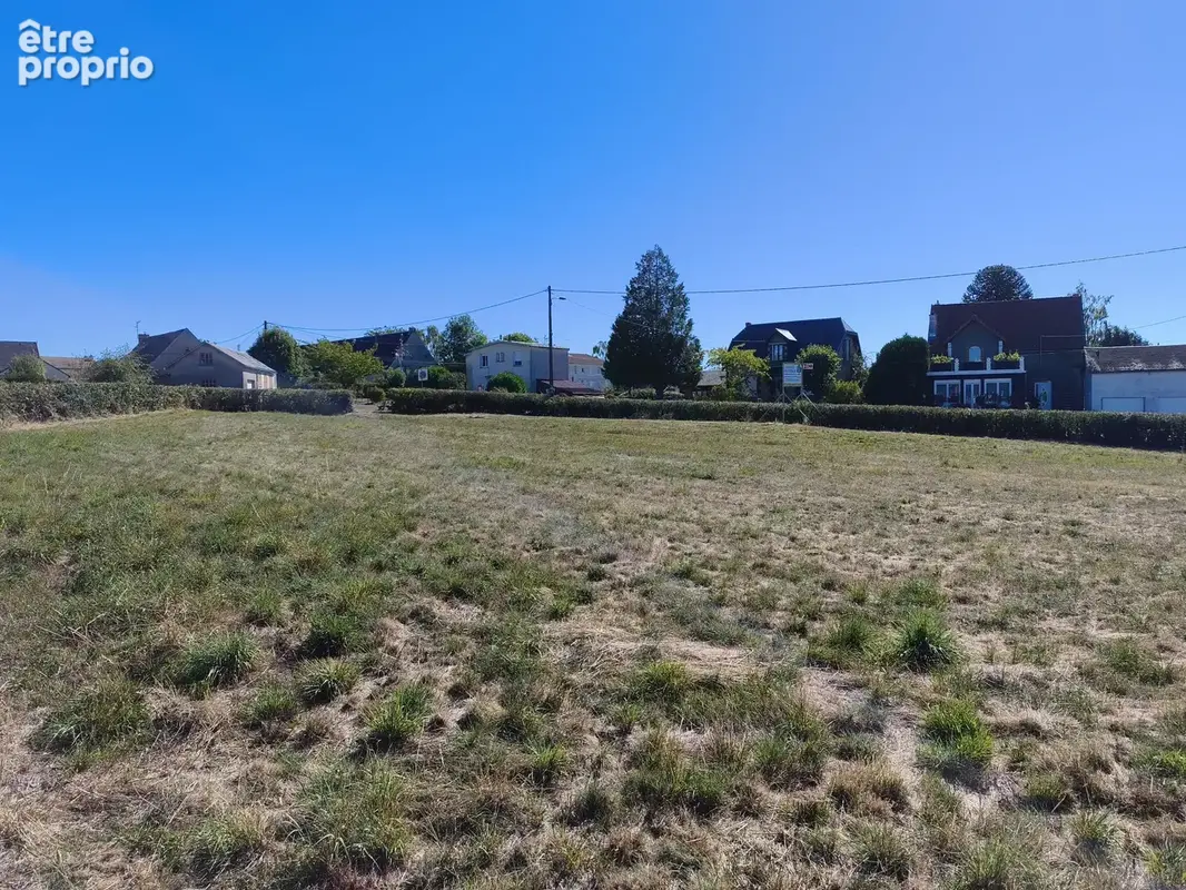 Beau terrain plat constructible de 1.956 m2 proche Sancy - photo 6