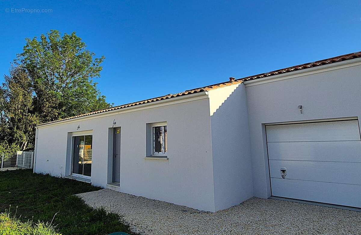 Maison à BREUILLET
