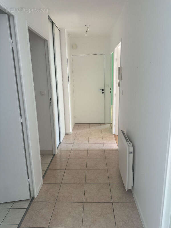 T3 de 75 m²  - Résidence de standing des années 2000 (St-Brieuc) - photo 7