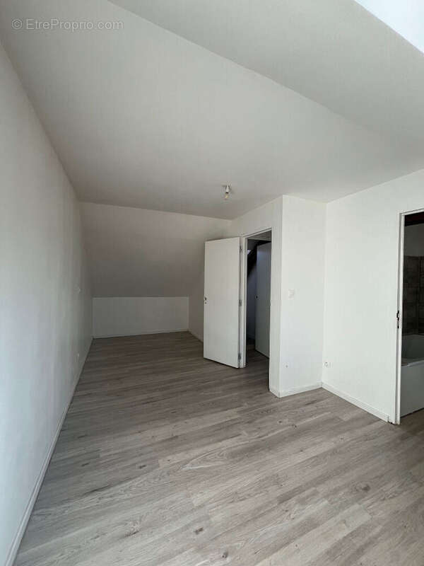 Maison à CREPY-EN-VALOIS