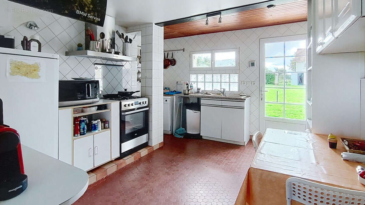 Photo 6 - Maison à CREVECOEUR-LE-GRAND