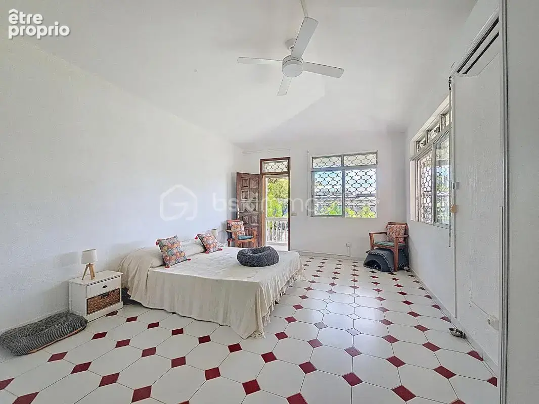 Villa 165 m2 piscine garage 3 chambres et atelier - photo 17