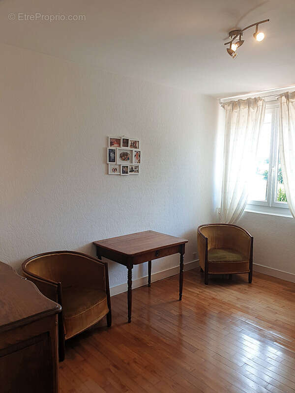 Maison 146 m² à vendre 6 pièces CHALAIS (16) 4/5 chambres, 2 garages 3 560 m² de terrain !!! - photo 21