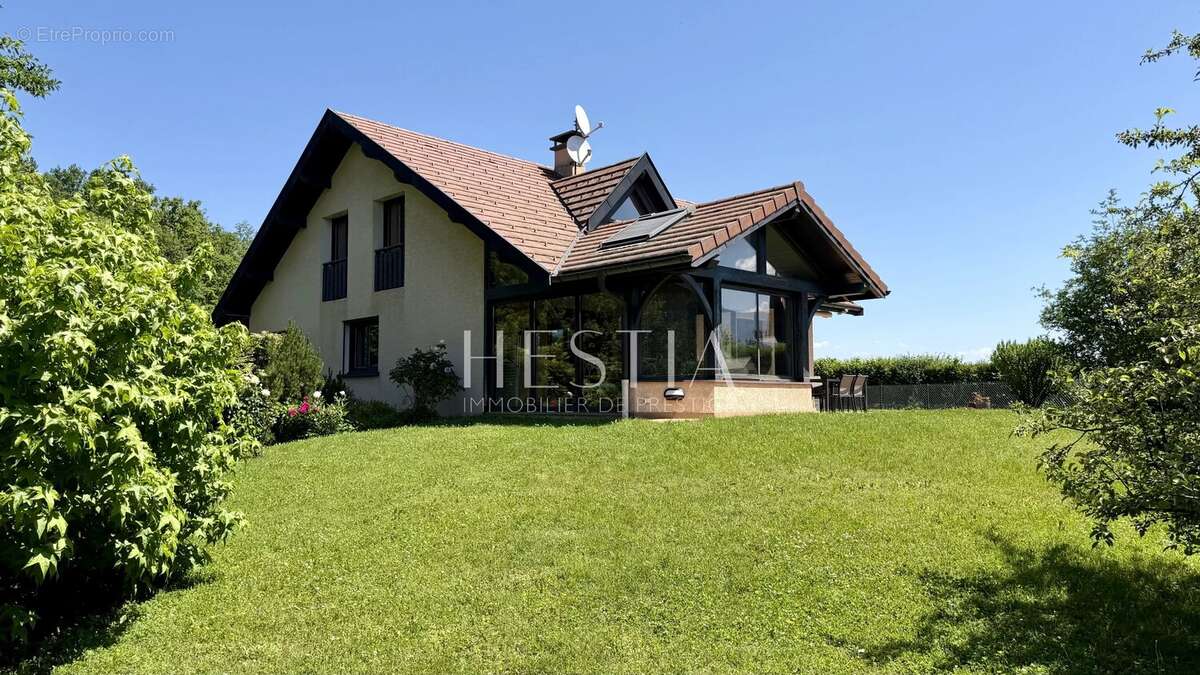Maison à GROISY