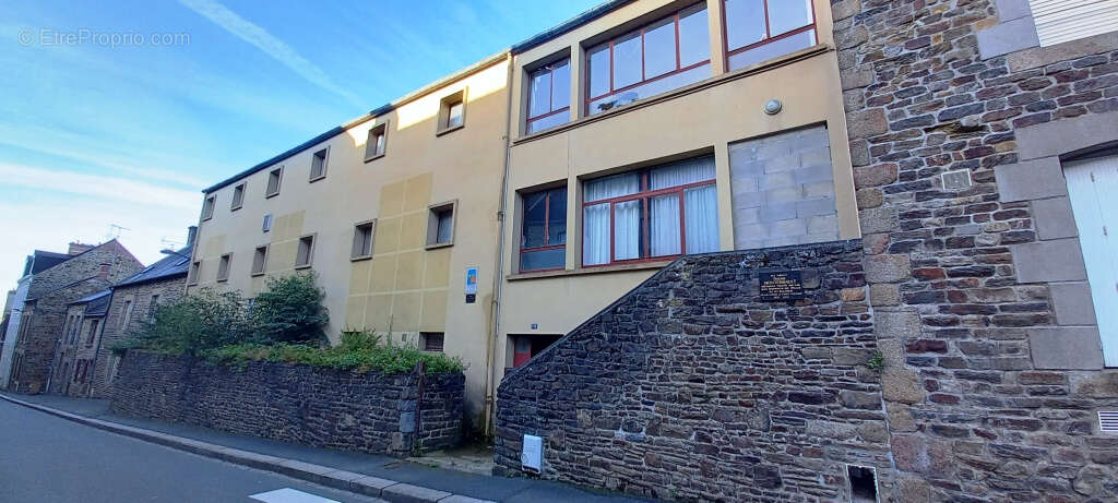 Appartement à FOUGERES