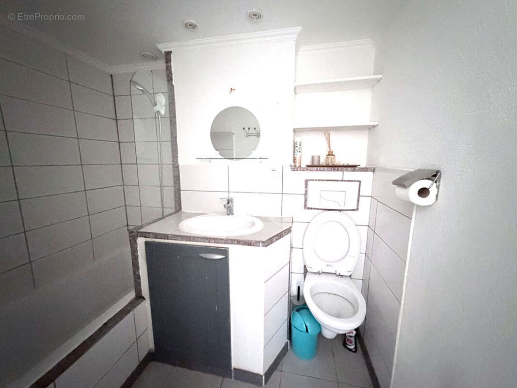 Appartement à VILLENEUVE-LOUBET