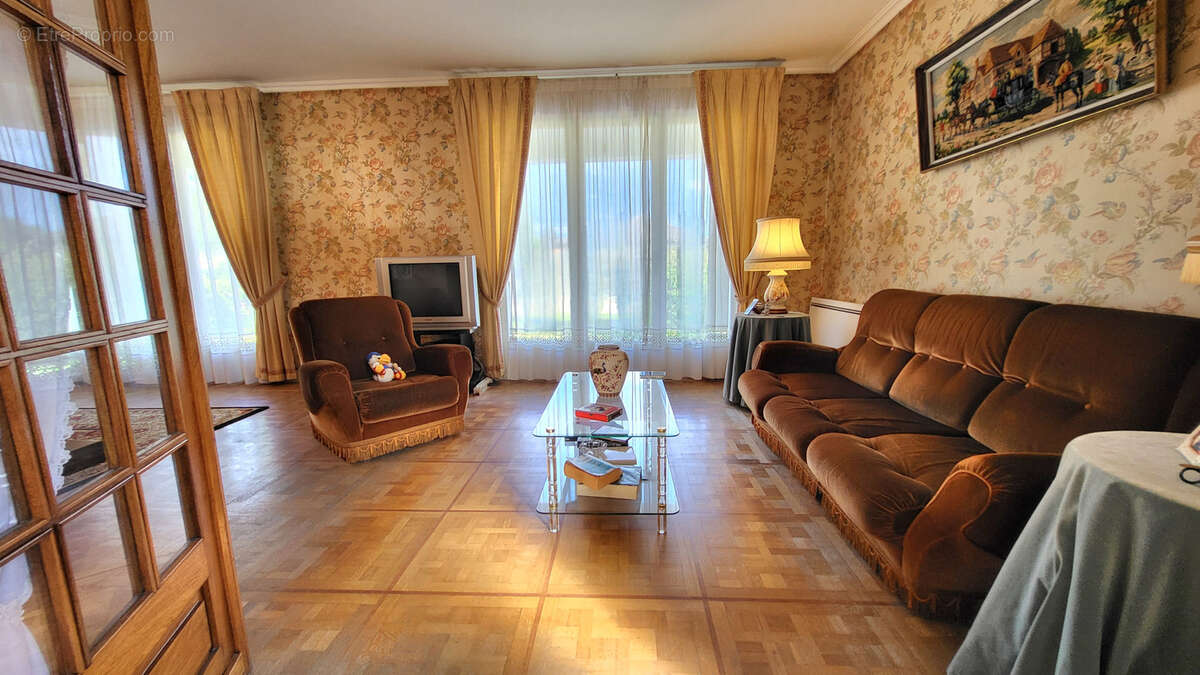 Maison à SAINT-ANDRE-DE-CUBZAC