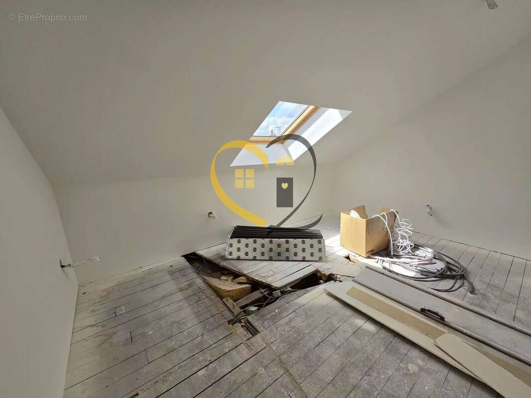 Appartement à LES AIX-D&#039;ANGILLON