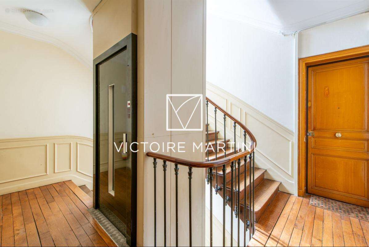 Appartement à COLOMBES