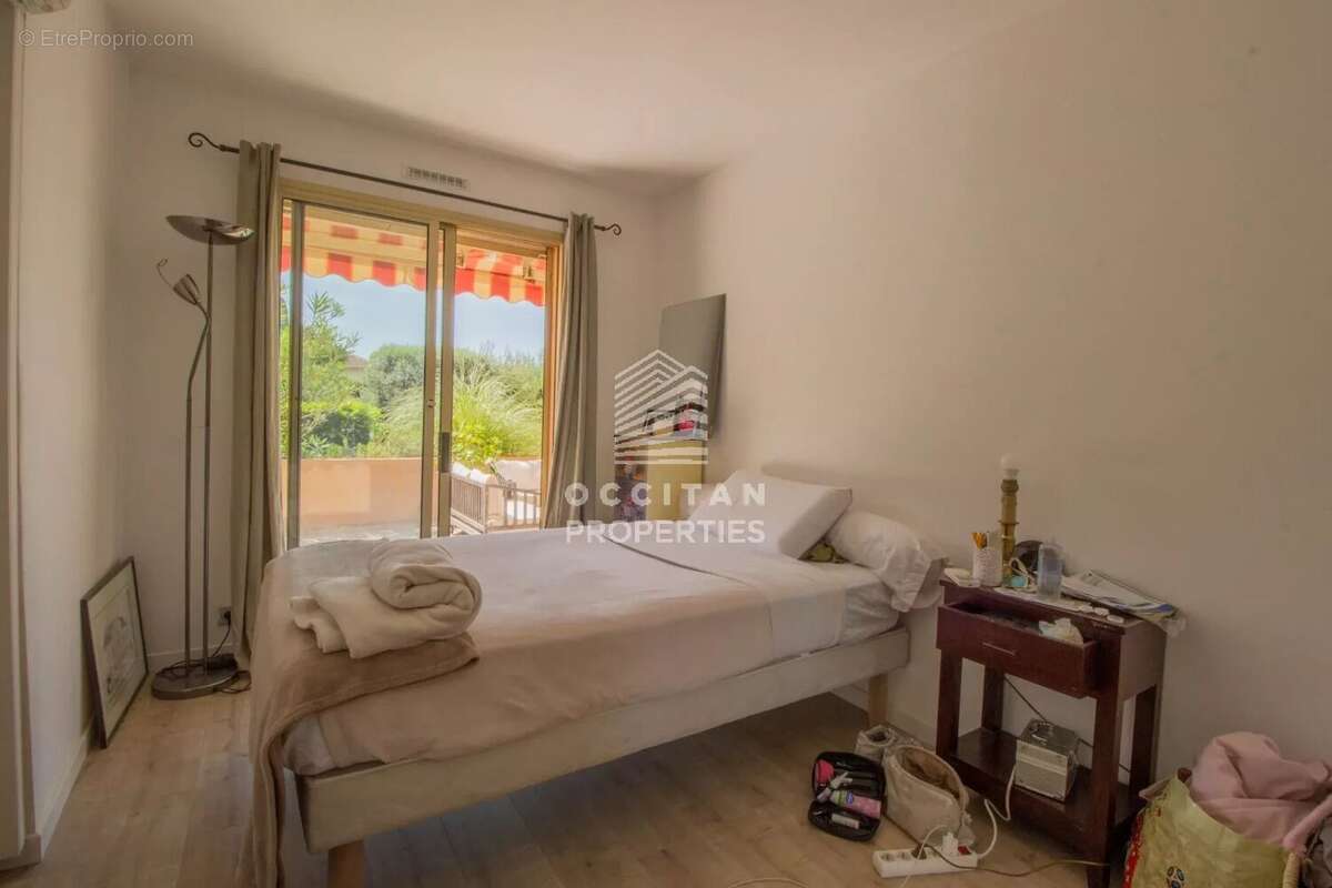 Appartement à LE CANNET
