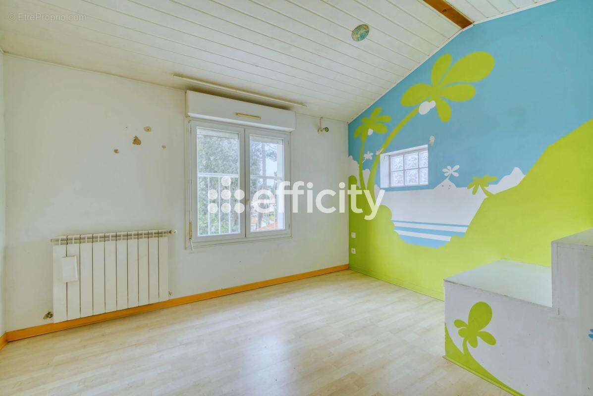 Maison à SAINT-GEORGES-DE-DIDONNE