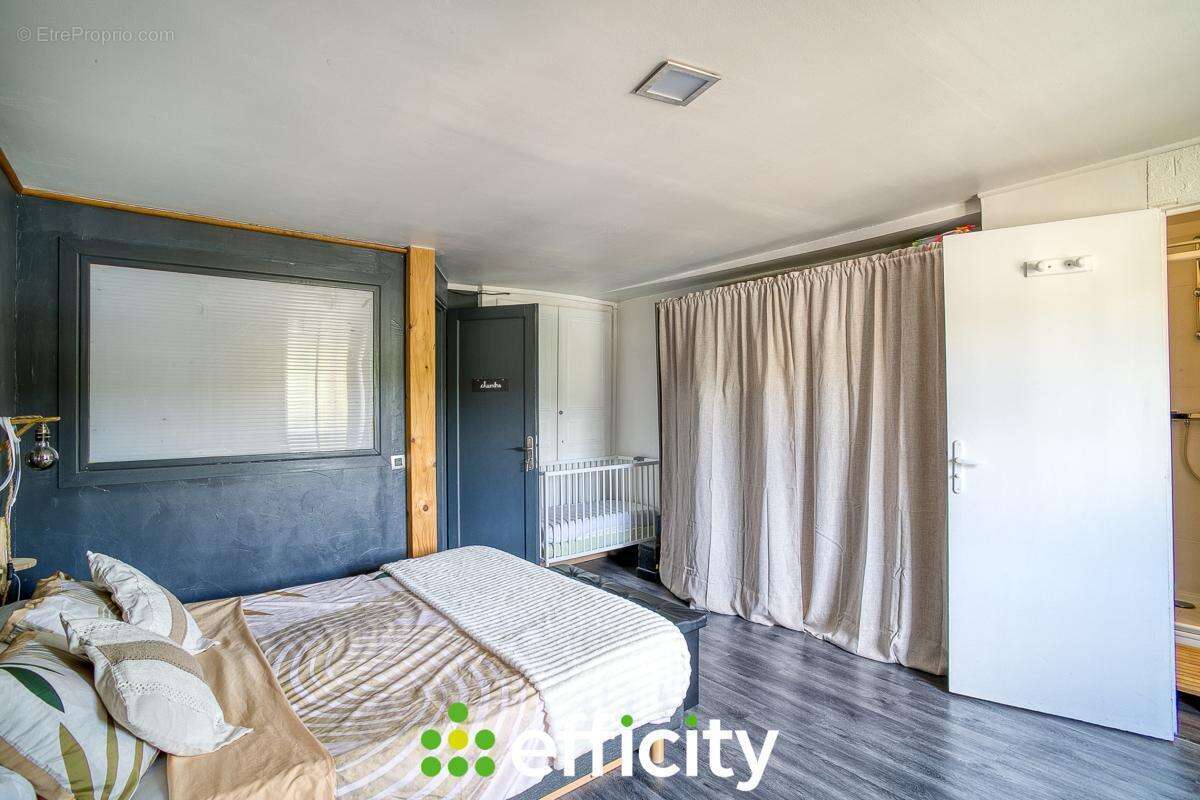 Appartement rénové - photo 17
